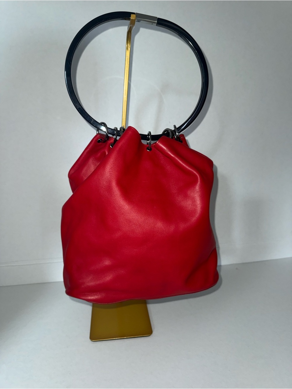 GUCCI RED LEATHER RING HANDLE BAG - Picture 6 of 9